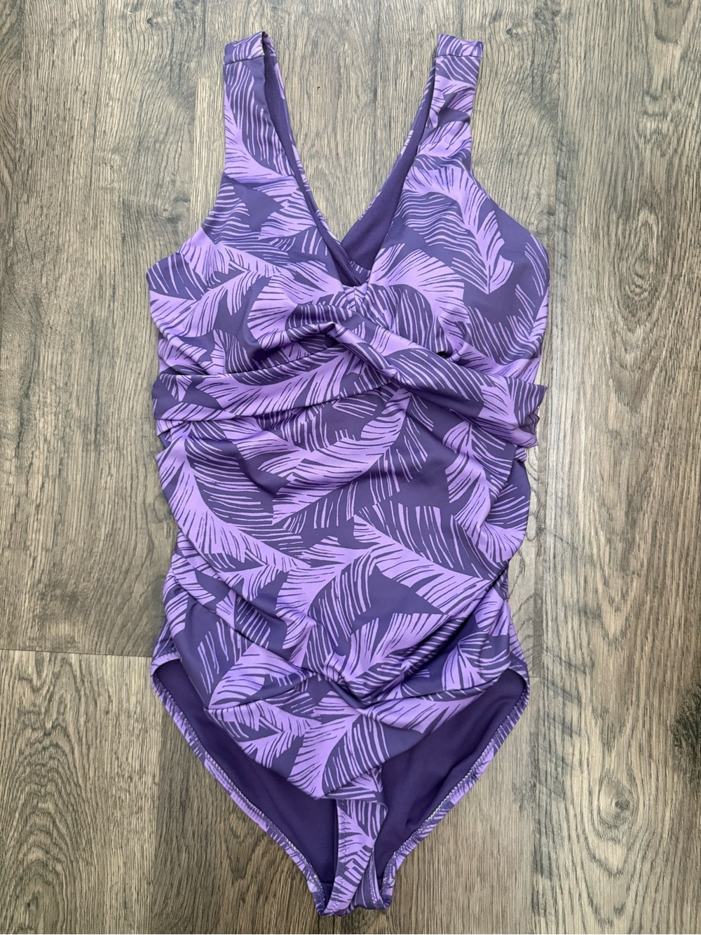 Eddie Bauer Purple Tropical Ruched One Piece Underwire Swimsuit Size Medium